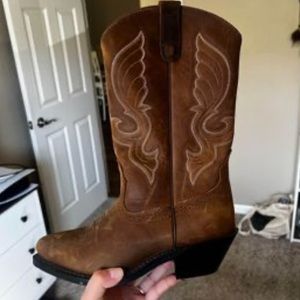 Shyanne Brown Cowgirl Boots, Size Seven and a Half